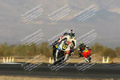 media/Dec-07-2024-CVMA (Sat) [[21c5f1ef85]]/Race 13-Amateur Supersport Middleweight/